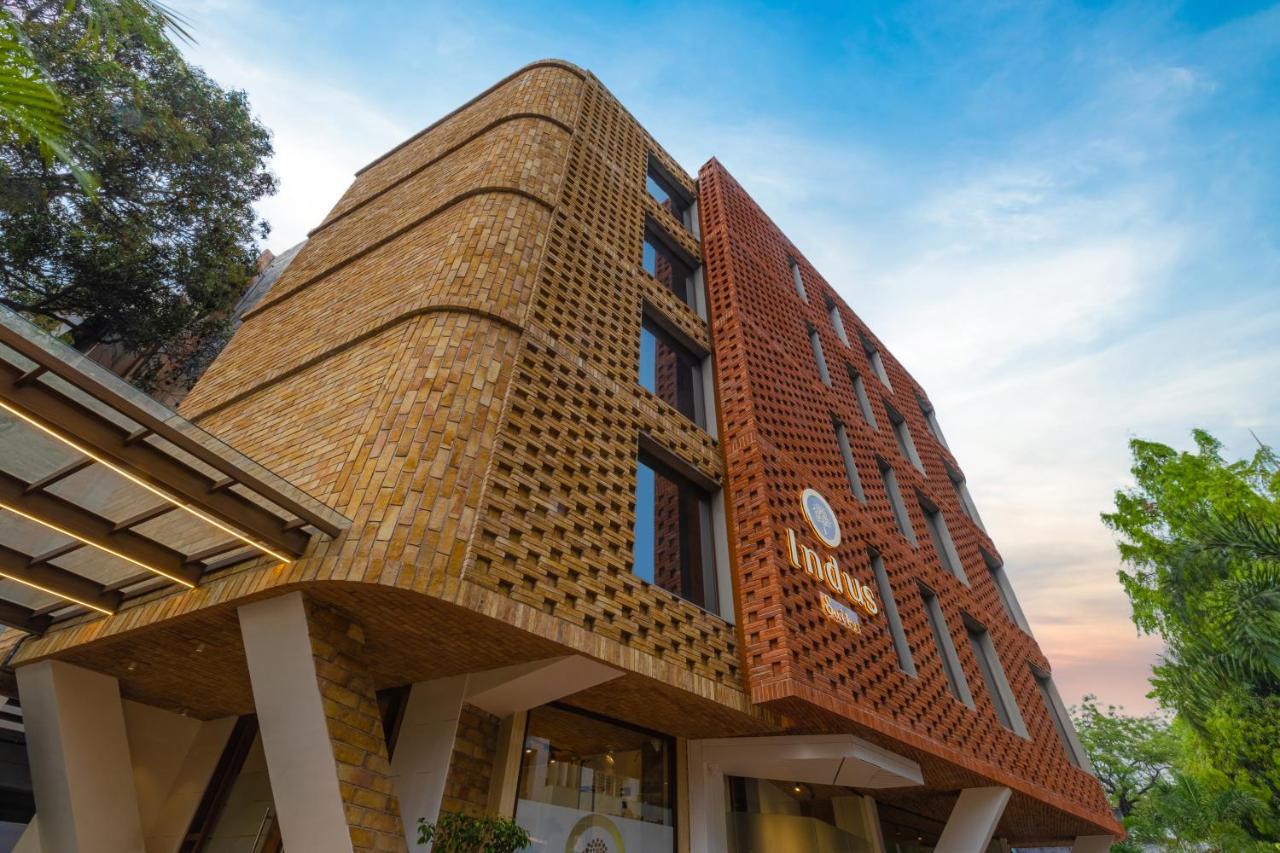 Indus Suites Nagpur Eksteriør billede
